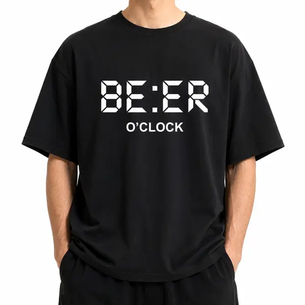 面白いデジタル時計文字プリントTシャツ、男性用女性用ブラック - Graphic Tee Oversized のレビューと価格