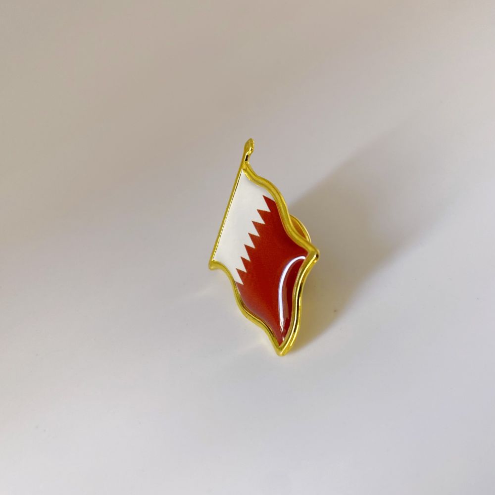 カタール国旗ラペルピン - エナメルメタル製国旗バッジ |  - Men'S Fashion Qatar のレビューと価格