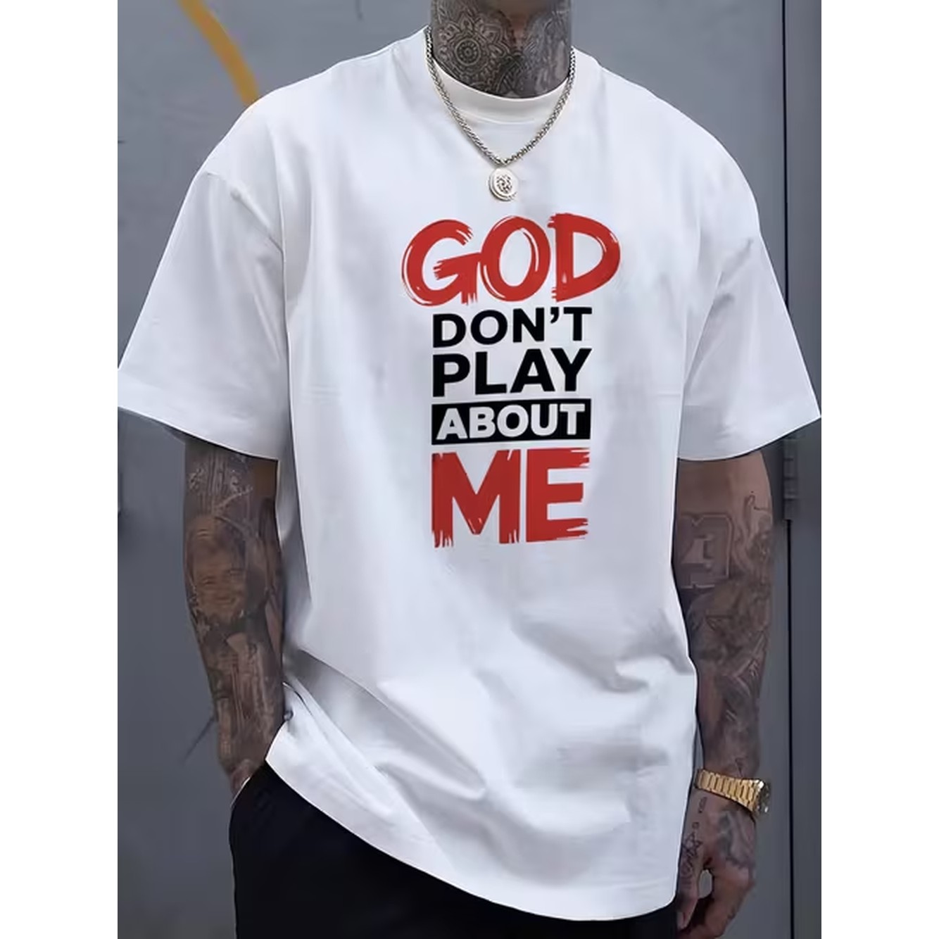 God Don't Play About Me レターグラフ - Graphic Tee Oversized のレビューと価格